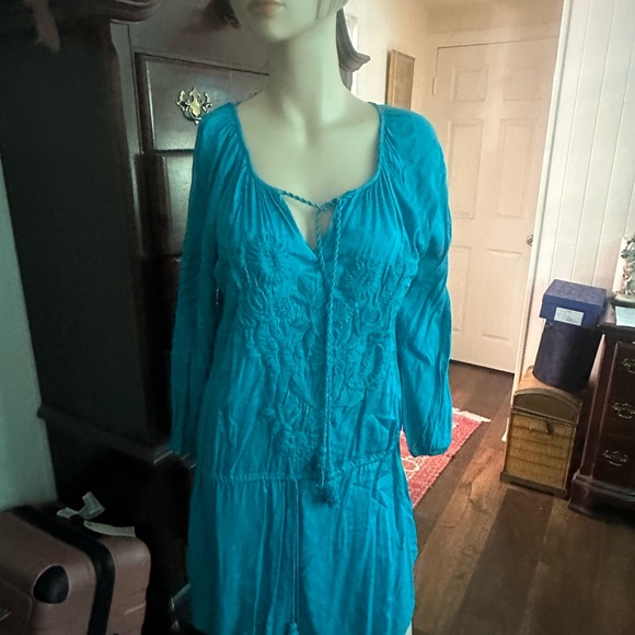 Vibrant Blue 3/4 Sleeve Tunic with Tie Front - Picture 1 of 6